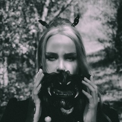 Анна Хоори